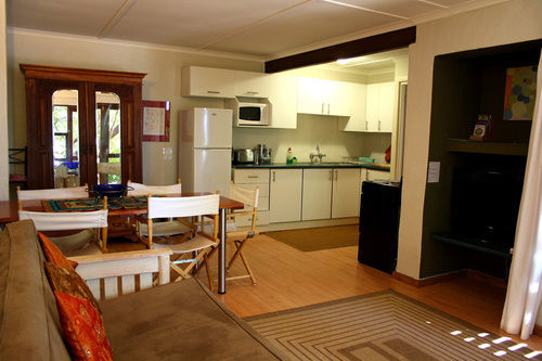 Zen Guesthouse Jeffreys Bay Exterior photo